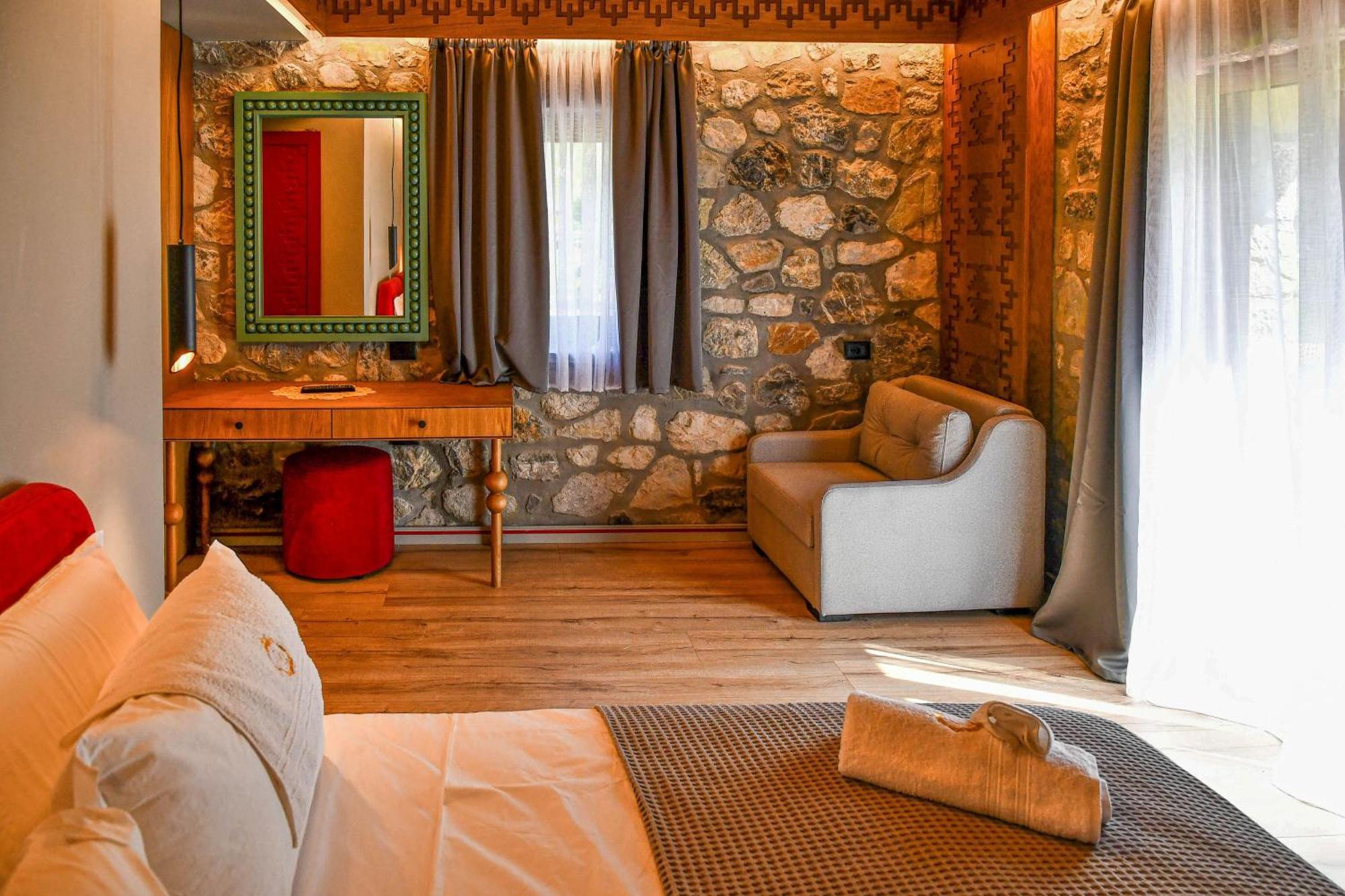 Villa Golden Theth Grunas Екстер'єр фото